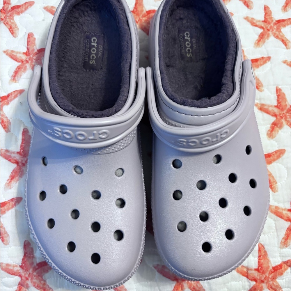 CROCS Women's Light  purple Slip-On Slippers - Picture 8 of 8